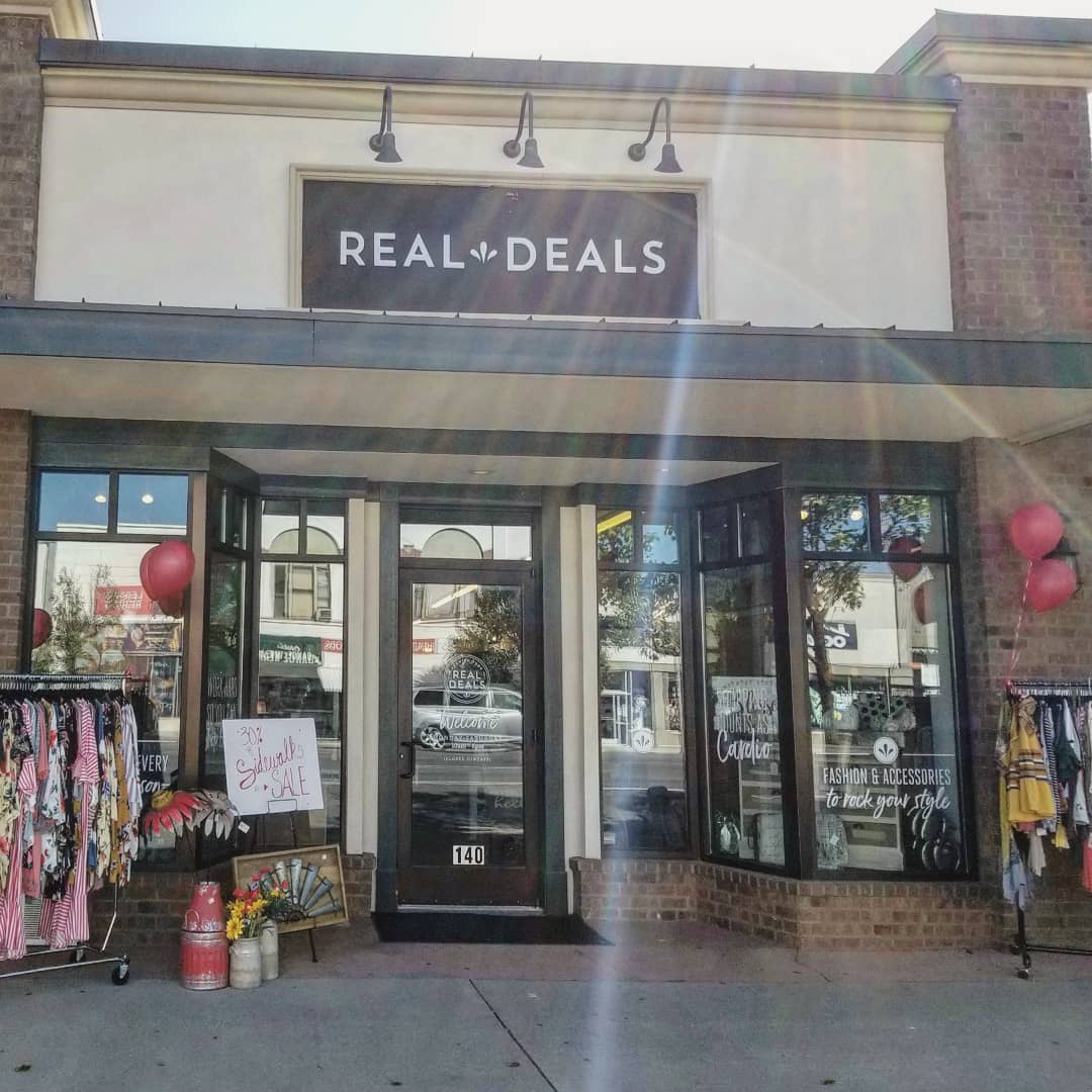 Real Deals - Home Decor & Fashion