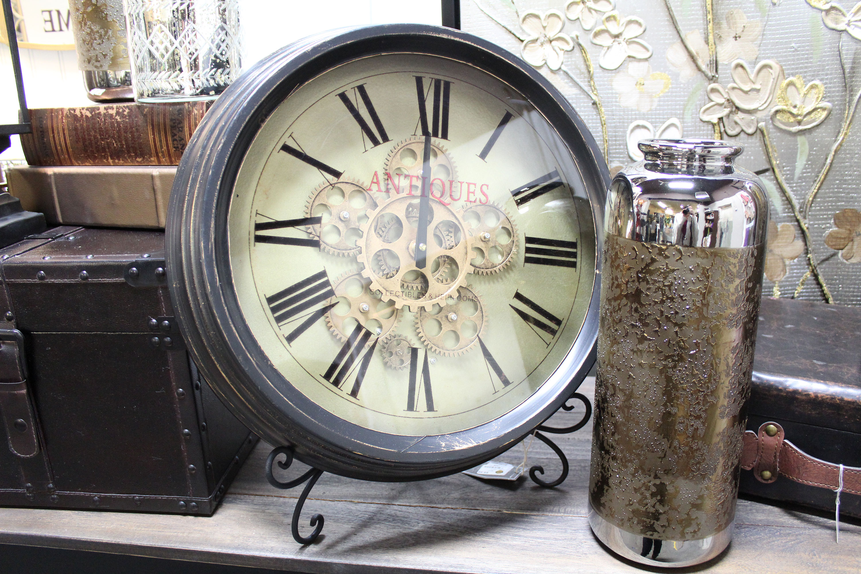 Clock with vase